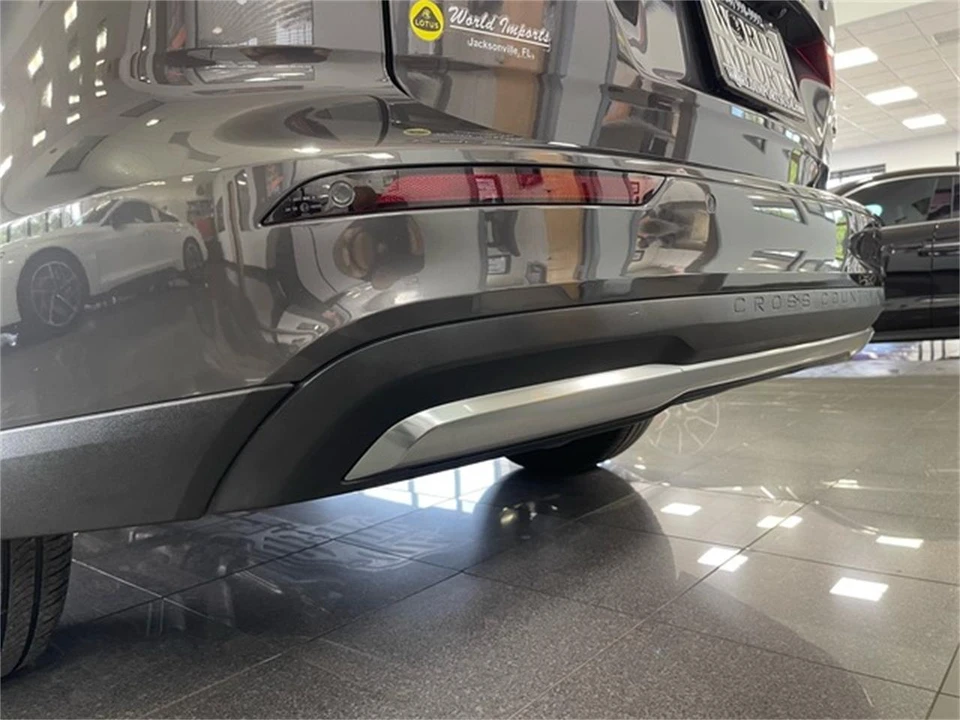 2024 Volvo V60 2nd Gen - Image 16 of 31