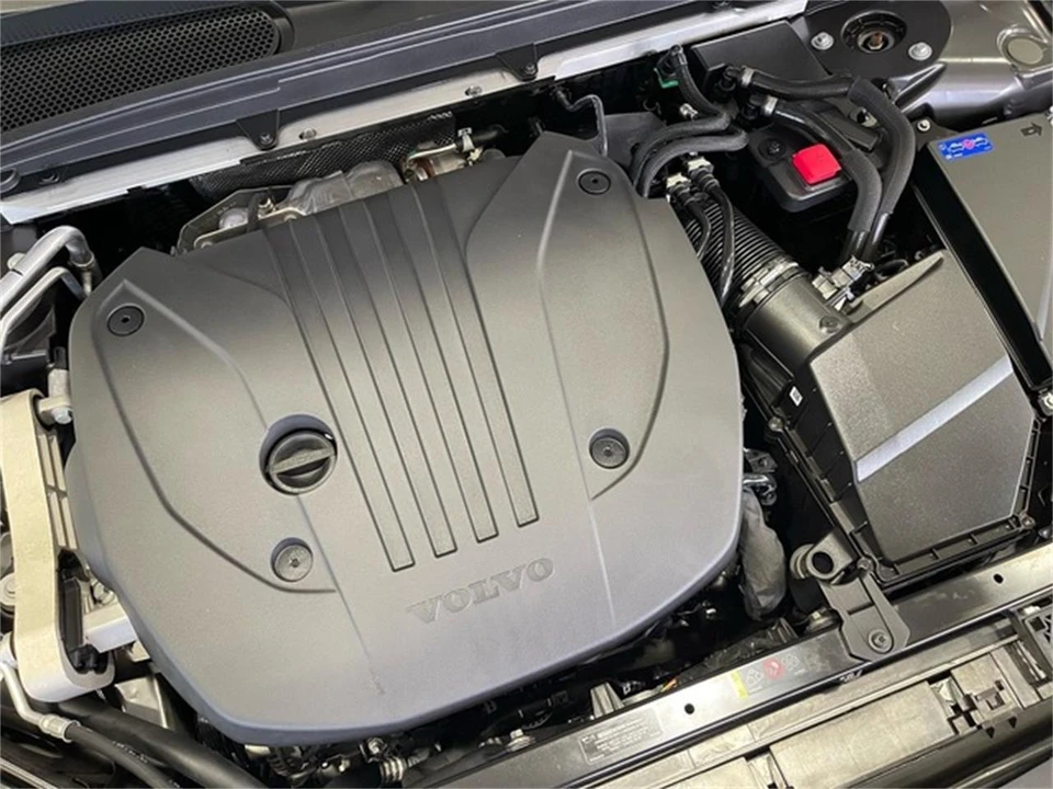 2024 Volvo V60 2nd Gen - Image 20 of 31