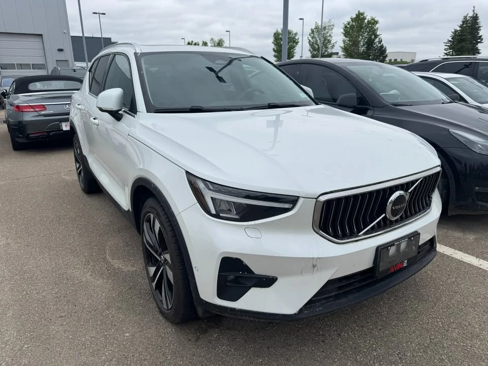 2024 Volvo XC40 - Image 7 of 11