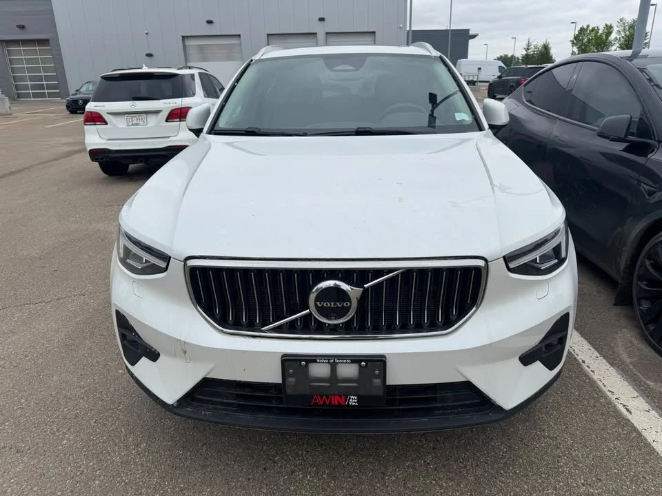 2024 Volvo XC40 - Image 6 of 11