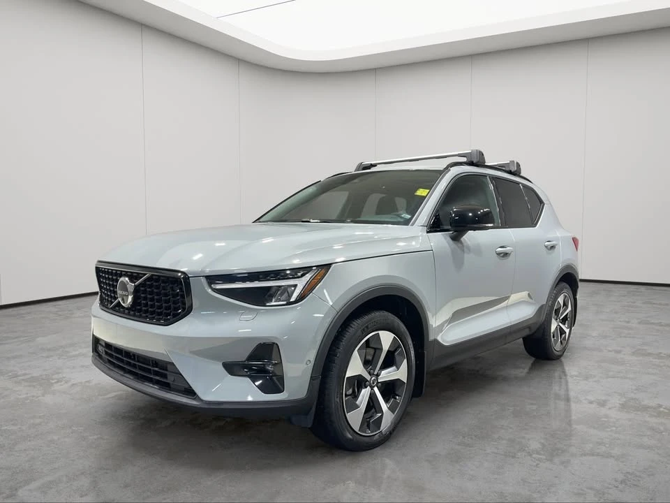 2024 Volvo XC40 - Image 3 of 6