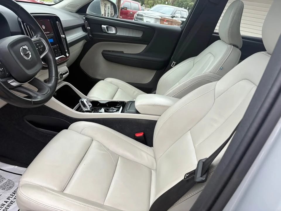 2024 Volvo XC40 - Image 7 of 11