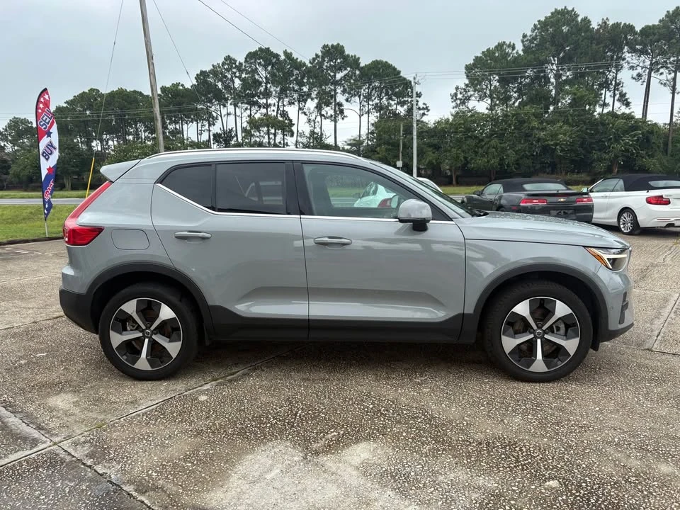 2024 Volvo XC40 - Image 4 of 11