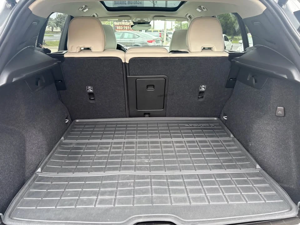 2024 Volvo XC40 - Image 9 of 11