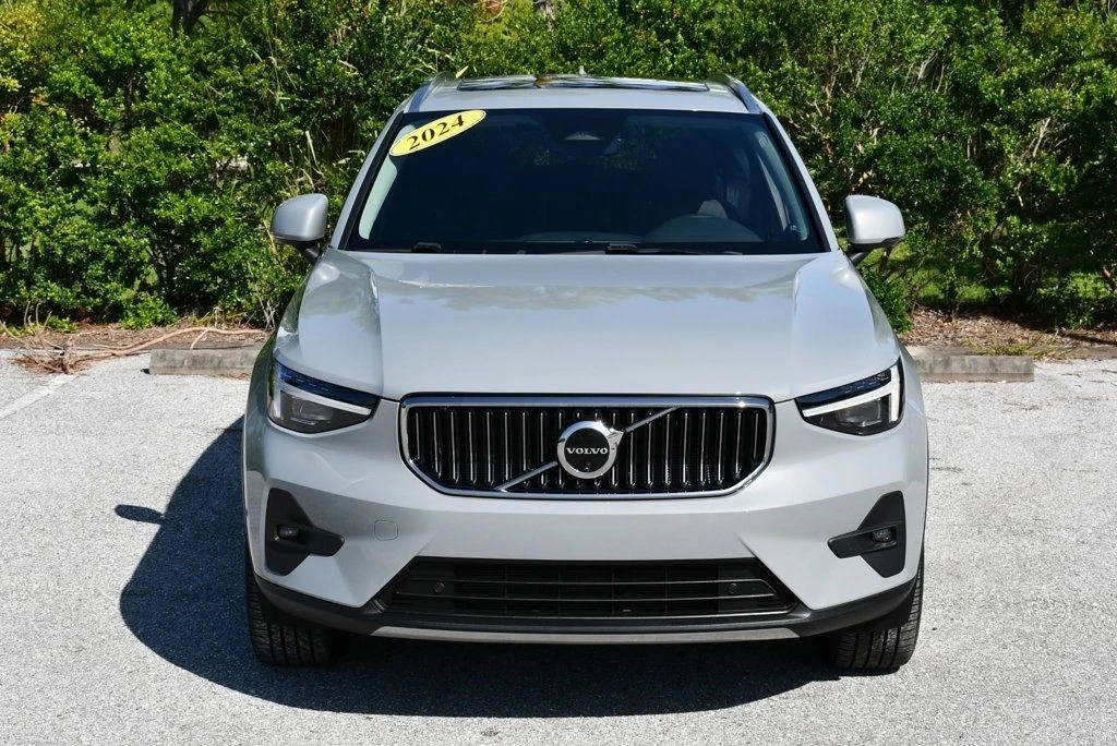 2024 Volvo XC40 - Image 9 of 12