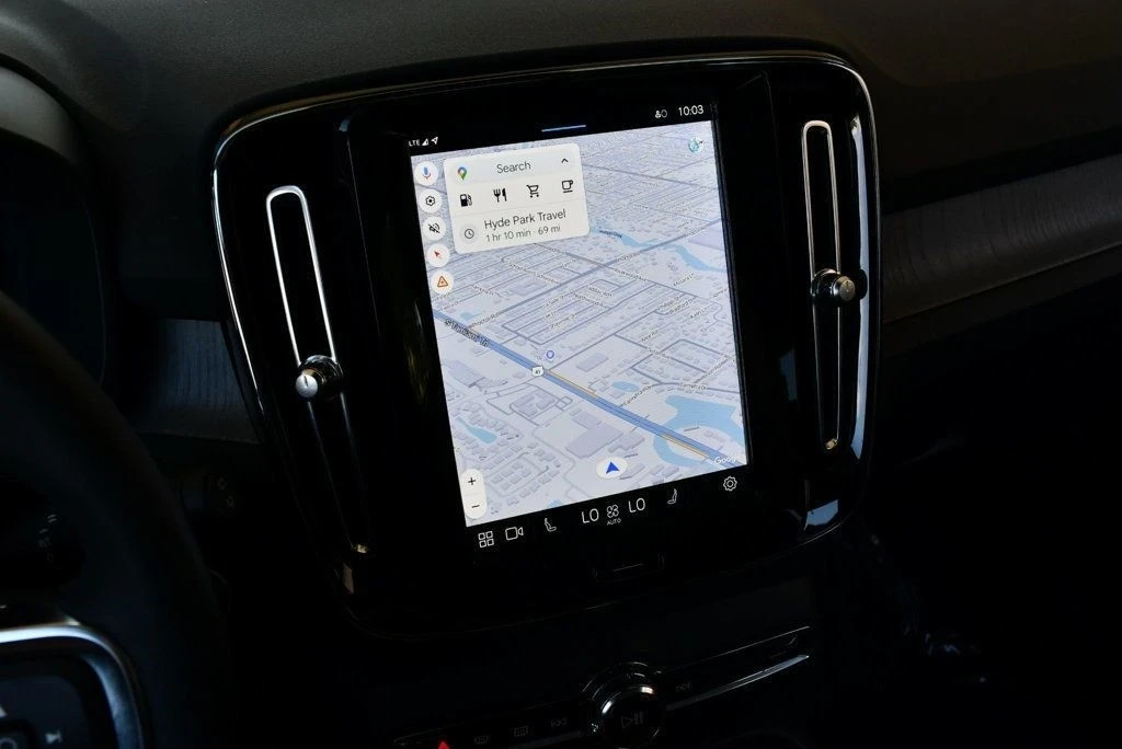 2024 Volvo XC40 - Image 13 of 21