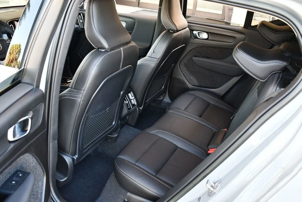 2024 Volvo XC40 - Image 15 of 21