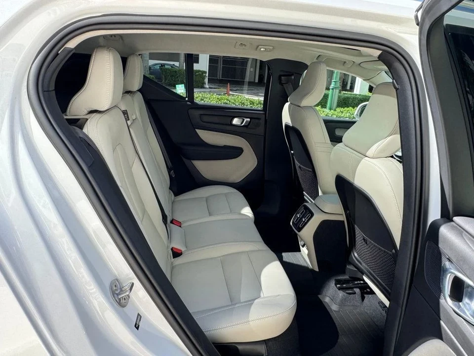 2024 Volvo XC40 - Image 12 of 12