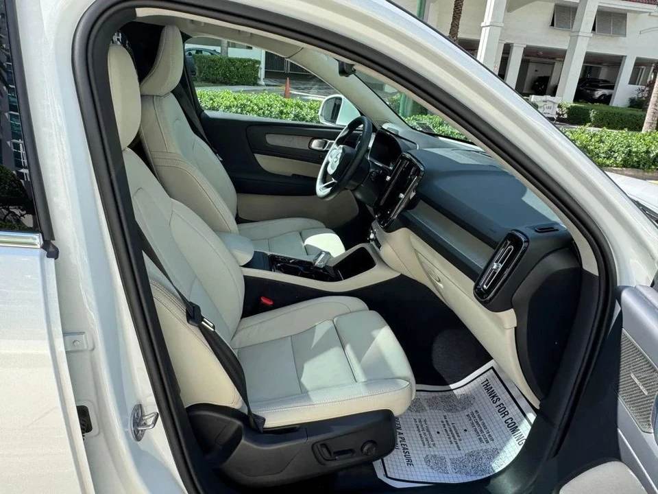 2024 Volvo XC40 - Image 11 of 12