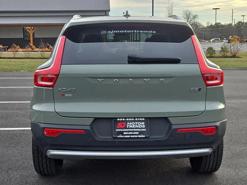 2024 Volvo XC40 - Image 5 of 12