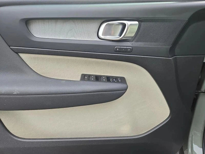 2024 Volvo XC40 - Image 12 of 12