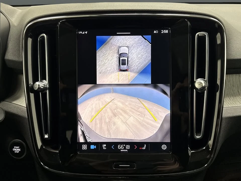 2024 Volvo XC40 - Image 11 of 20