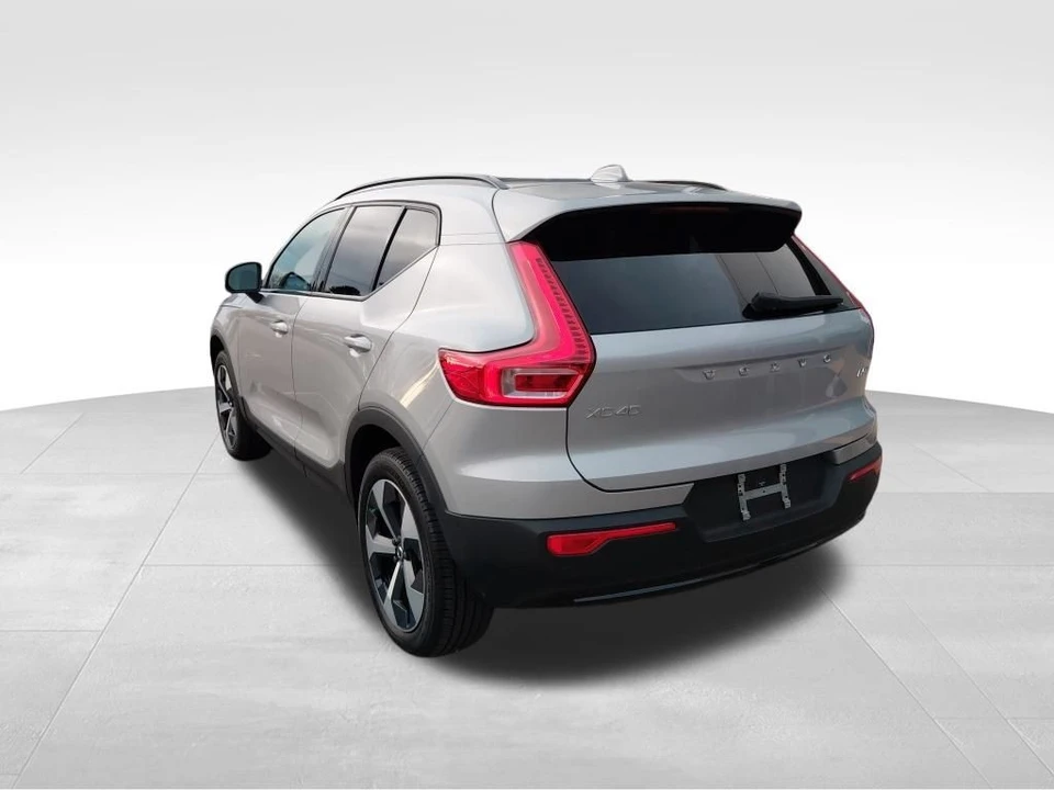 2024 Volvo XC40 - Image 4 of 12