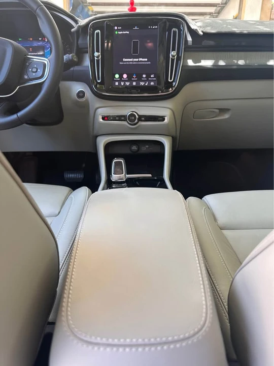 2024 Volvo XC40 - Image 5 of 7