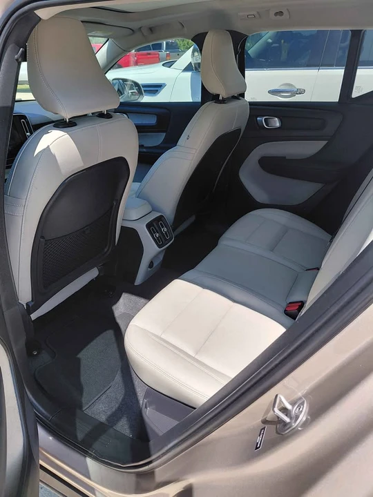2024 Volvo XC40 - Image 6 of 9