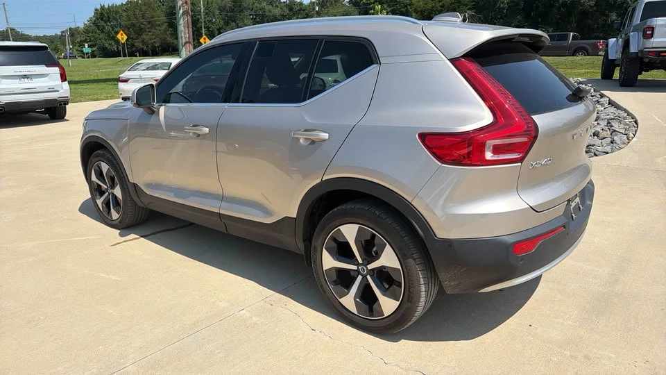 2024 Volvo XC40 - Image 4 of 15