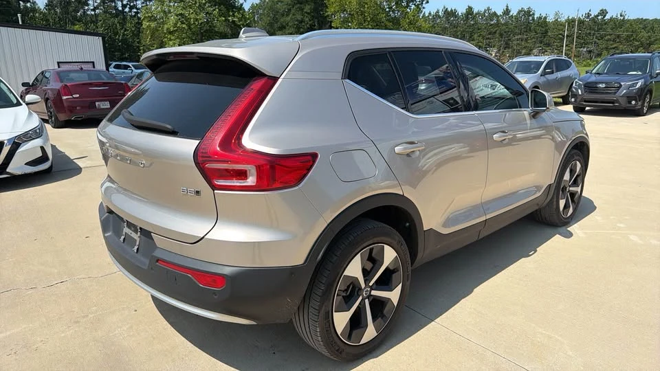 2024 Volvo XC40 - Image 6 of 15