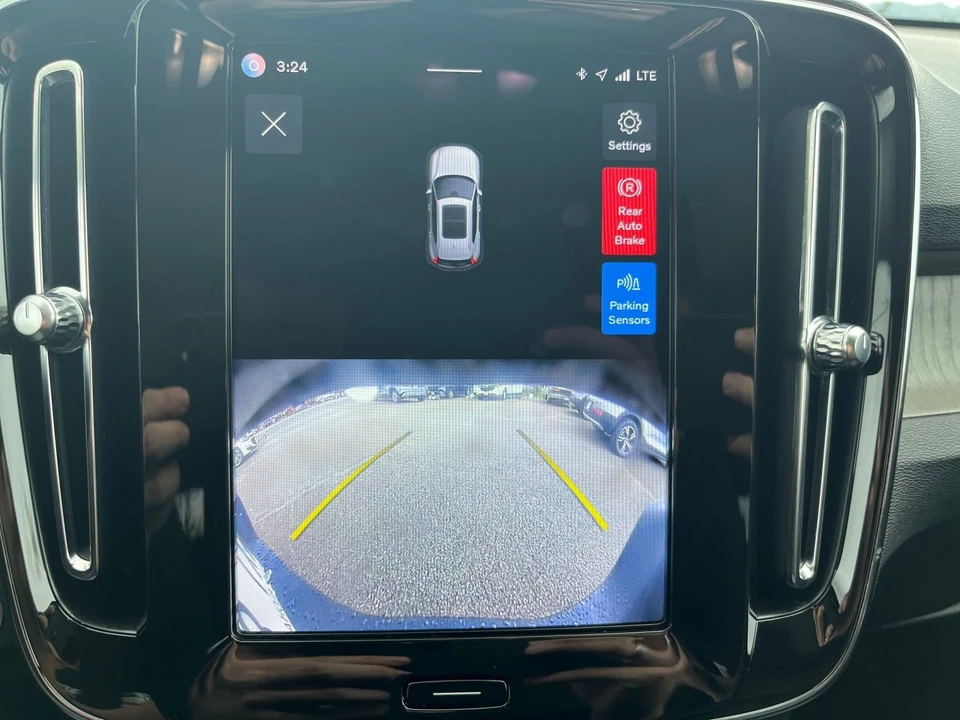 2024 Volvo XC40 - Image 23 of 31