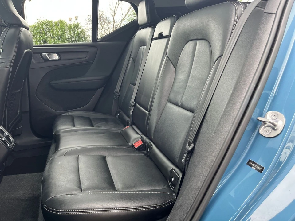 2024 Volvo XC40 - Image 29 of 31