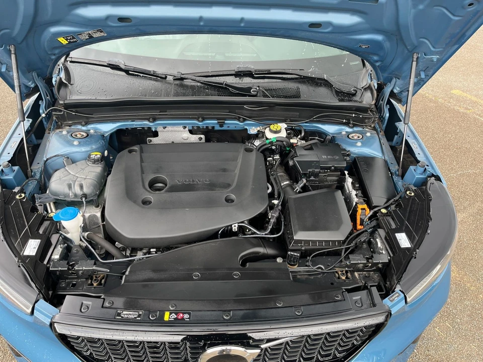 2024 Volvo XC40 - Image 31 of 31