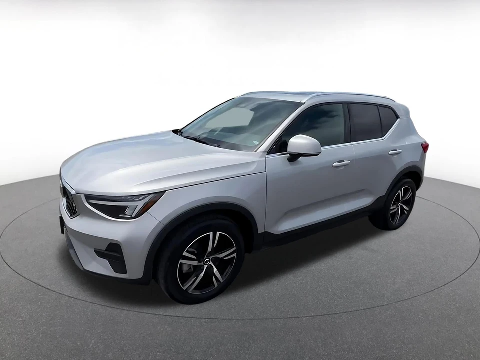 2024 Volvo XC40 - Image 9 of 31