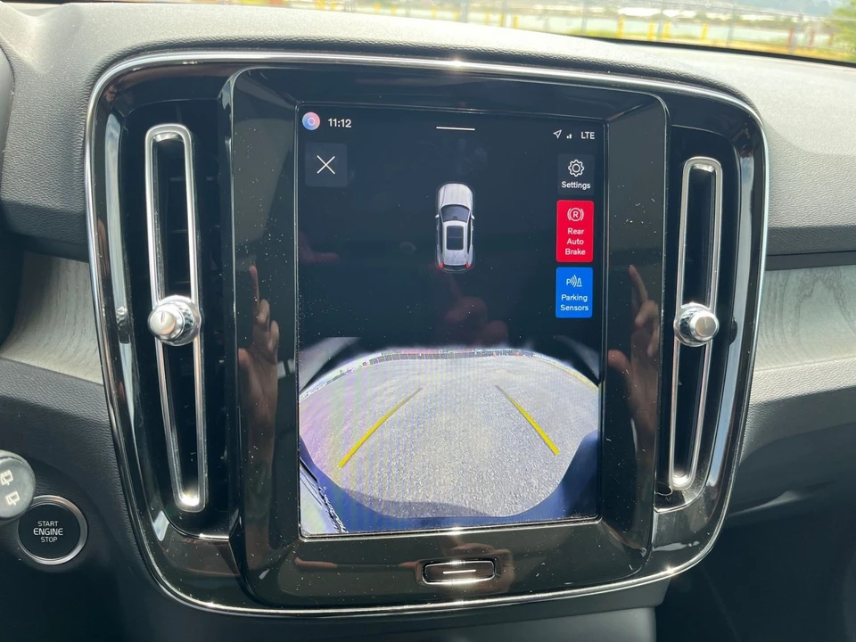 2024 Volvo XC40 - Image 22 of 31