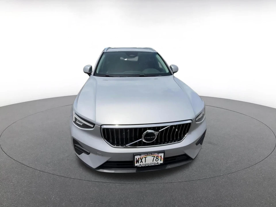 2024 Volvo XC40 - Image 4 of 31
