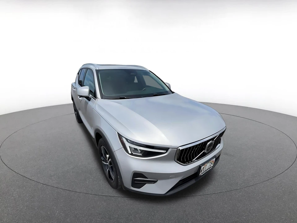 2024 Volvo XC40 - Image 3 of 31