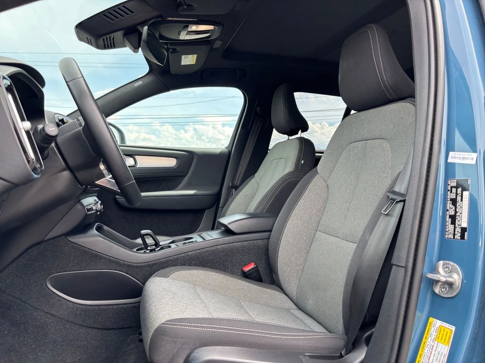 2024 Volvo XC40 - Image 30 of 31