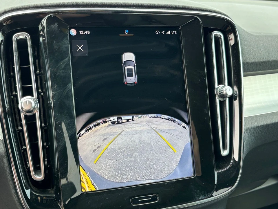 2024 Volvo XC40 - Image 28 of 31