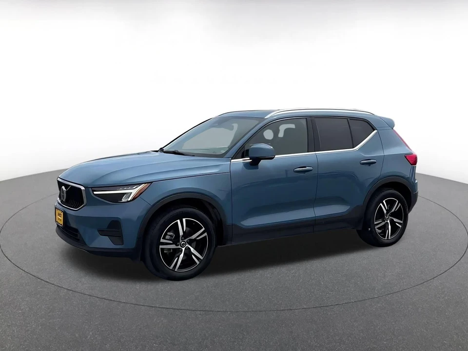 2024 Volvo XC40 - Image 8 of 31