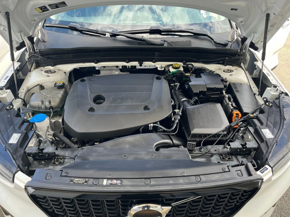 2024 Volvo XC40 - Image 30 of 31