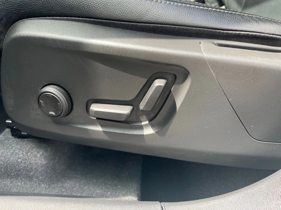 2024 Volvo XC40 - Image 23 of 31