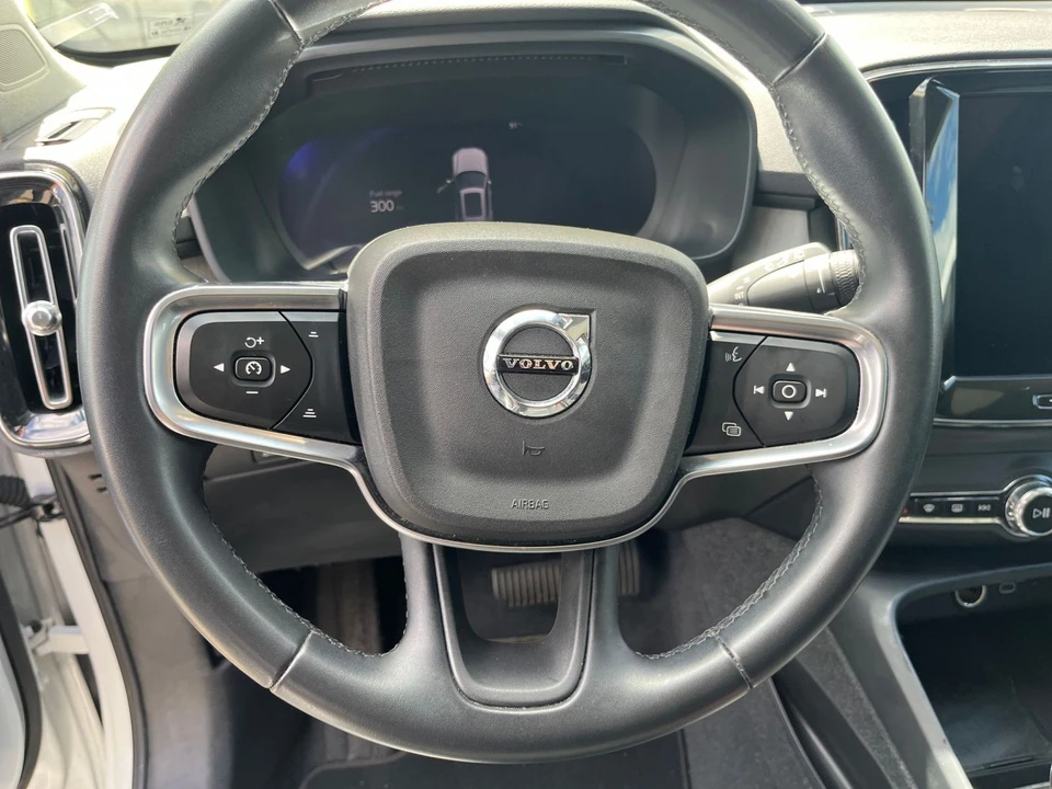 2024 Volvo XC40 - Image 30 of 31