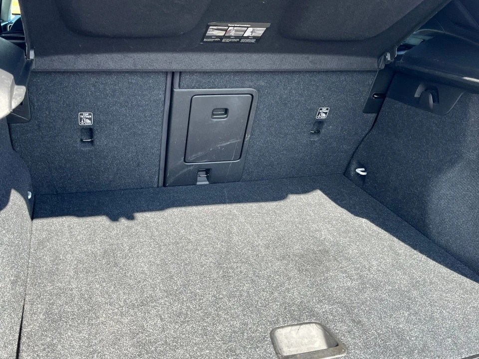 2024 Volvo XC40 - Image 31 of 31