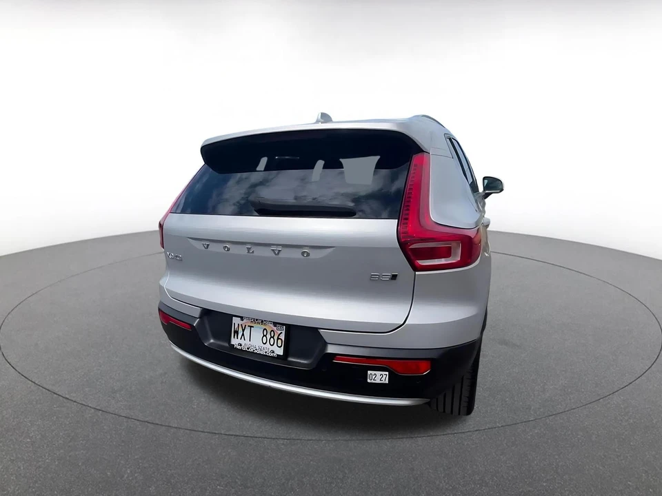 2024 Volvo XC40 - Image 15 of 31