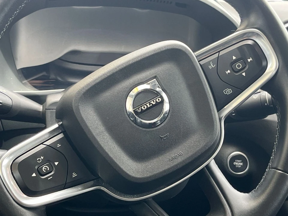 2024 Volvo XC40 - Image 28 of 31