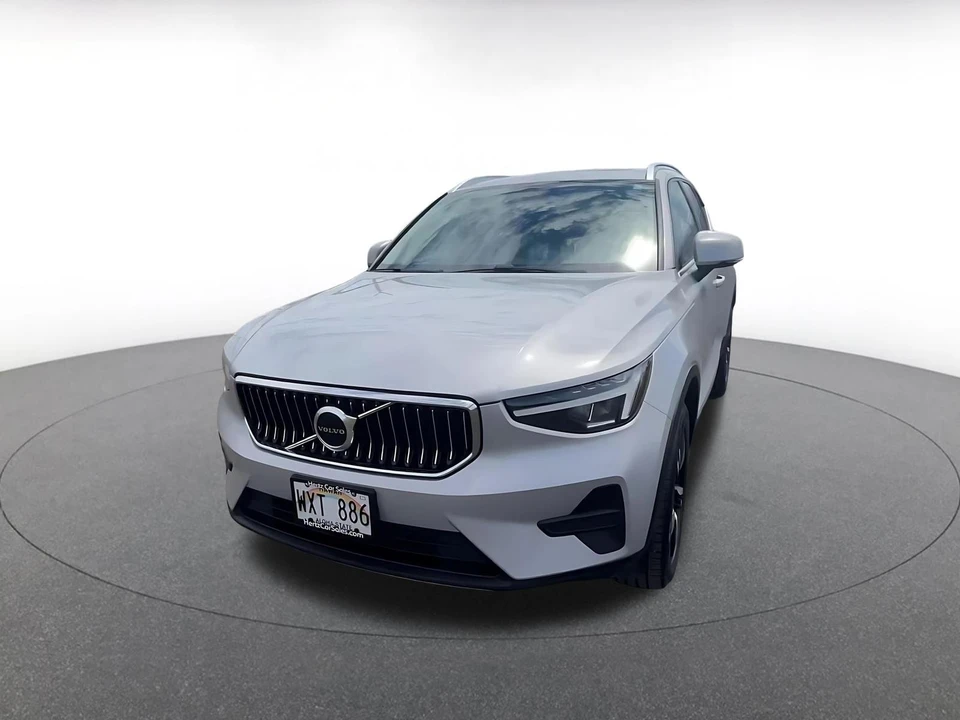 2024 Volvo XC40 - Image 6 of 31