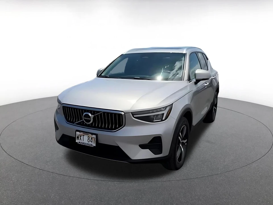 2024 Volvo XC40 - Image 6 of 31