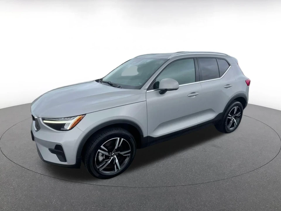2024 Volvo XC40 - Image 9 of 31