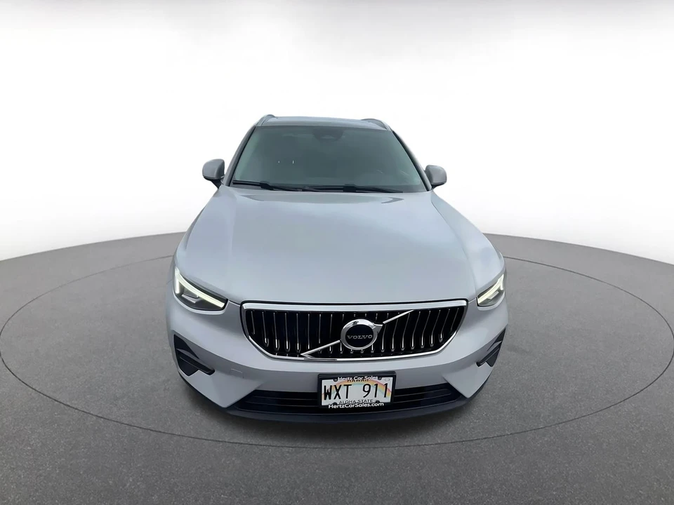 2024 Volvo XC40 - Image 4 of 31