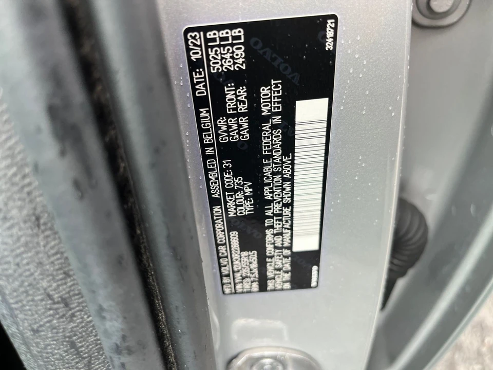 2024 Volvo XC40 - Image 25 of 31