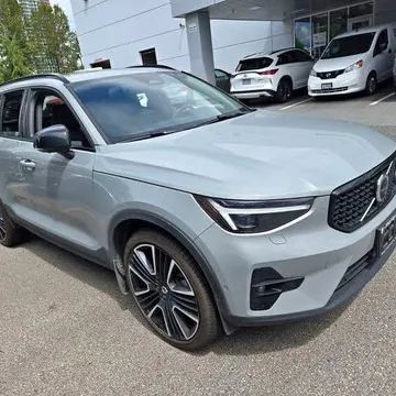 2024 Volvo XC40 Ultra
