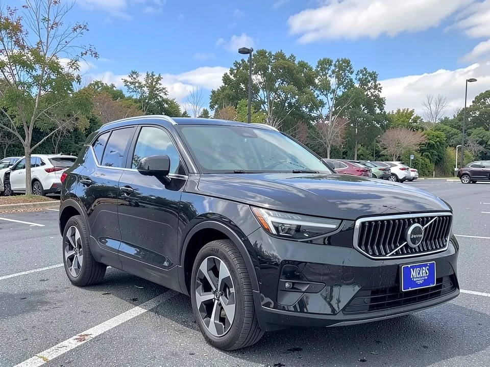 2024 Volvo XC40 - Image 5 of 8