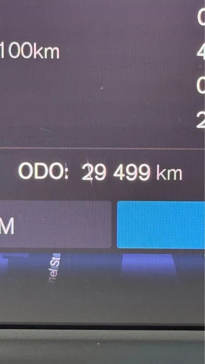 2024 Volvo XC40 - Image 16 of 17