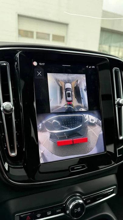2024 Volvo XC40 - Image 15 of 17