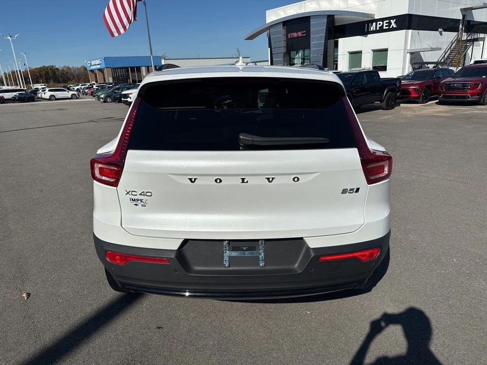 2024 Volvo XC40 - Image 4 of 12
