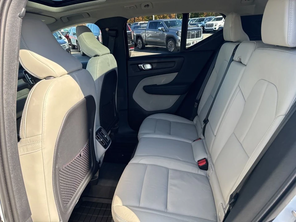 2024 Volvo XC40 - Image 12 of 12