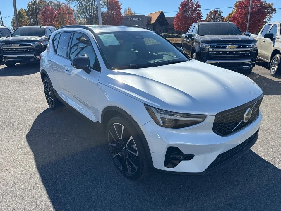 2024 Volvo XC40 - Image 7 of 12