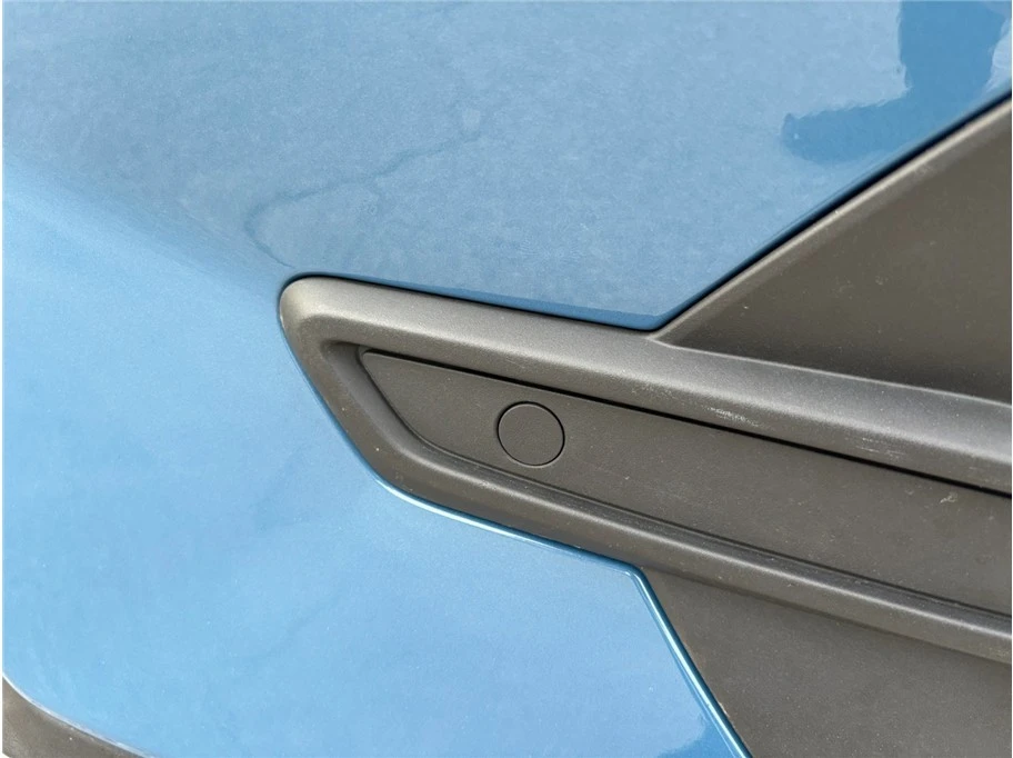 2024 Volvo XC40 - Image 13 of 21
